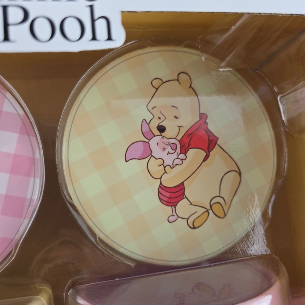 NIB Disney Winnie the Pooh 4 Piece Ceramic Mug and Coaster Gift Set OS - Picture 4 of 13